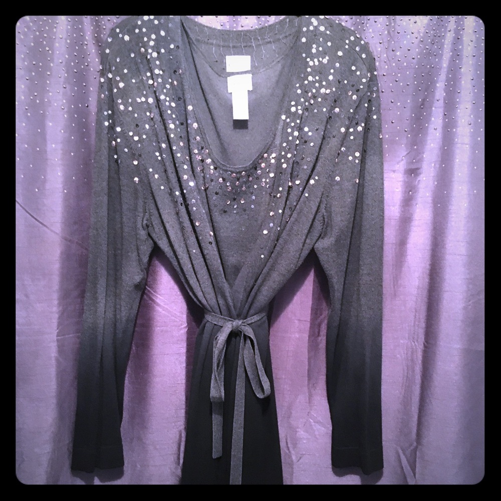 Dazzling sweater and camisole set